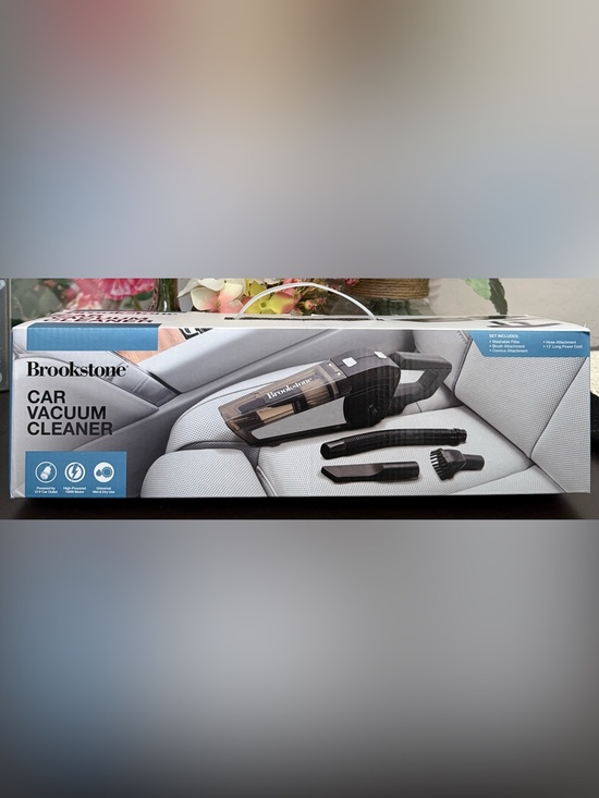 Brookstone Other - 🆕🚙 BROOKSTONE CAR VACUUM CLEANER. BRAND NEW SEALED IN BOX!